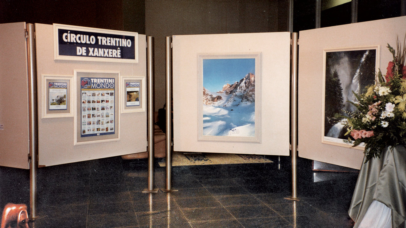 2000 - mostra di opere di artisti trentini per la Festa Italiana